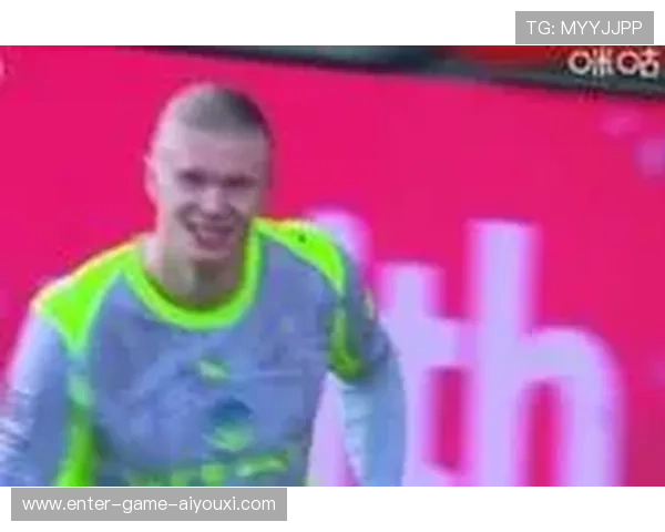 曼城哈兰德头球破门再次证明禁区统治力