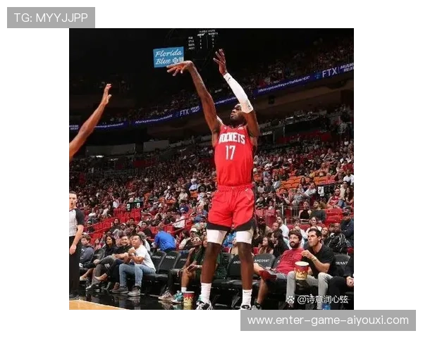 火箭内线软弱，篮板能力欠缺让对手轻松突破